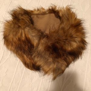 Faux Fur stoll and collar